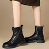 Botas de nieve de cuero suave, con suela gruesa para mujer, nueva colección otoño/invierno 2026, estilo británico, forradas de felpa, cálidas y antideslizantes, botas de algodón para mujer
