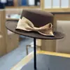 Chapéu de Lã com Tela Retrô para Mulheres Inverno Estilo Hepburn Elegante Chapéu Plano de Linho Moda Chapéu de Jazz