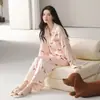 Pijama para Mujer, Estilo Otoño e Invierno, Cárdigan de Solapa, Seda Hielo de Alta Gama, Dulce, Lindo, Suave y Se Puede Usar Afuera, Conjunto para Estar en Casa