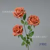Rosas corola de 3 cabezas rama única rosas de tela de seda flores en botella para sala de estar decoración de salón de bodas diseño de fondo