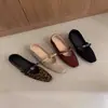 Zapatos Mary Jane Cuadrados Retro para Mujer Verano 2025 Nuevos Zapatos de Camelia con Lazo Aumentadores de Altura para Viajes y Noche