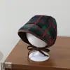 Gorro de Borrego a Cuadros con Orejeras Otoño e Invierno Pañuelo Retro para Bebé con Lazos Gorro Cálido Impermeable Forrado de Felpa para Bebés y Niños Pequeños