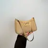 Bolso Pequeño de Axila de Aspecto Elegante y Versátil para Mujer 2025 Nueva Moda Bolso Bandolera Bolso de Hombro con Lazo Bolso Baguette