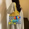Bolsa de Hombro de Ganchillo con Diseño de Pez Hueco para el Otoño, Bolso de Mano de Gran Capacidad de un Solo Hombro para Mujer, Ligero y Versátil para el Uso Diario de Estudiantes