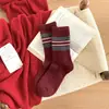 Calcetines de Lana Rojos para Mujer, Engrosados para Otoño e Invierno, Calcetines Cálidos de Media Pantorrilla, Estilo Coreano Retro, Calcetines Largos de Cachemir de Moda para Mujer