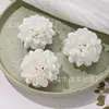 Flor Artificial Camadas Múltiplas Bola Pequena Cabeça de Flor Crisântemo Adorno de Cabeça para Casa Acessórios DIY Decoração de Festa de Casamento Flor Casamento Flor de Seda