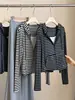 Suéter de malha listrado estilo coreano para mulheres, com zíper duplo, falso duas peças, novo, com capuz, manga longa, versátil, slim fit, pulôver