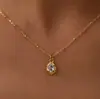 Collar Colgante de Diamante de Zircón Irregular Estilo Japonés y Coreano, Adecuado para Uso Diario, Versátil, Dropshipping, Lujo Ligero con un Toque de Alta Gama