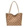 Nova bolsa de mão artística de bolinhas estilo japonês, bolsa de ombro simples e fresca, bolsa tote de grande capacidade para o dia a dia de mulheres, moderna
