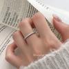 Anillo de plata esterlina S925 Nalan fila de diamantes temperamento dulce viento ins onda diamante redondo pequeño joyería de mano de lujo ligero J7367