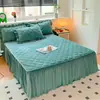 Funda de falda de cama de terciopelo de leche de invierno, modelo nuevo 2023, cubierta de colchón de felpa con falda, cubierta de cama que oculta imperfecciones, estilo de falda de cama para mujer