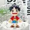 Llavero de One Piece Colgante de Goma Blanda Animación de Dibujos Animados Luffy Llavero de Coche Adornos Colgantes Caja Sorpresa Muñeca Pequeña Personalización