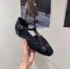 Sandalias Romanas Retro Huecas Tejidas de Verano 2026 para Mujer con Hebilla de Una Correa, Sandalias Planas Versátiles de Punta Cerrada