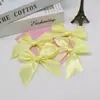 Al por mayor 4.0 cm Lazo Grande de Poliéster Atado a Mano Cinta Lazo de Cinta Accesorios para el Cabello Accesorios para Ropa En Stock