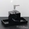 Kit de artículos de tocador de baño europeo para hotel Baño de habitación modelo Adornos de baño Botella de desinfectante de manos Botella de loción Juego de bandeja