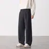 Calça reta minimalista estilo americano preta para homens, novo modelo primavera e outono 2026, corte solto, caimento fluido, toque de alta qualidade, adequada para o trabalho e uso casual