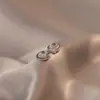 Brincos de Tarraxa Cheios de Diamantes Estilo Coreano e Japonês, Brincos de Luxo Leve de Nicho de Alta Qualidade, Novos Brincos Populares de 2026 Estilo Commuter Elegantes para Mulheres