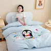 Juego de tres piezas de toalla de algodón 100% clase A con bordado de dibujos animados y colcha de jardín de infantes, especialmente diseñado para la hora de la siesta de los bebés en la escuela, seis o siete piezas en un juego completo