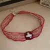 Collar Saturno Redondo de Flor con Tachuelas de Diamante y Borde de Encaje, Collar de Nicho de Lujo Ligero a la Moda, Accesorio de Moda Retro