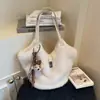 Bolso de mano de felpa para otoño e invierno, bolso de hombro nuevo, moderno y a la moda para mujer 2026, bolso de mano de gran capacidad
