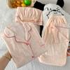 Conjunto de Pijama de Tres Piezas de Manga Corta con Tela Arrugada de Verano, Estilo Francés de Lujo Ligero Romántico Estilo Ins, Se Puede Usar Afuera, Fotos Reales, Venta al por Mayor
