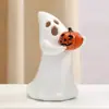 Decoración de ventana de Halloween regalo decoración de fiesta de escritorio resina sosteniendo calabaza fantasma blanco sosteniendo calavera decoración de escritorio