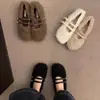 Sapatos Peludos Femininos para Uso Externo 2026 Tendência de Moda Novo Estilo Outono e Inverno Sola Macia Sapatos Femininos Mocassins Peludos Sapatos de Algodão