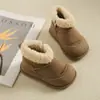 Botas de Nieve para Bebé Niños 2025 Invierno Nuevo Estilo Botas de Terciopelo de Algodón Engrosadas para Niña Zapatos Cálidos para Niños Pequeños Zapatos de Algodón