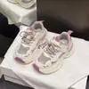Sapatos infantis estilo pai, sapatos de malha respirável, sapatos para meninos com sola macia, modelos de primavera e outono 2026, tênis esportivos da moda para meninos e meninas mais velhos