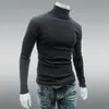 Nova camiseta de cor sólida para homens de comércio exterior, gola alta masculina de manga comprida para primavera e outono, camisa de base masculina, camisa fina masculina, suéter coreano