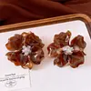 Pendientes de Flor con Perlas de Cristal Acrílico de Aguja Plateada, Pendientes Estilo Vintage Maillard, Pendientes Elegantes de Gama Alta de Nicho