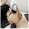 Bolso de Mujer 2025 Nuevo Estilo Transfronterizo Bolso de Mano con Patrón de Lichi Bolso Cubo con un Toque de Lujo, Set Madre-Hija, Adecuado para Viajar al Trabajo, Bolso de Hombro y Cruzado