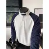 En stock: Nuevo modelo de otoño 2026, sudadera de algodón chino de 380 g con bloques de color, moderna, casual, manga larga, cuello alto