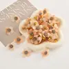 Flor de margarita multicolor de 3.5 cm, flor de ciruelo pequeña, material para manualidades DIY, flor de seda mini, sombrero, tocado, accesorios para el cabello, corona, decoración del hogar