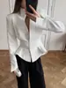 Elegante blazer feminino branco acinturado para moda transfronteiriça, design outono e inverno 2026, gola alta, terninho feminino evasê, vestuário feminino de alta qualidade