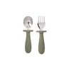 Tazón de alimentación para bebé de silicona de grado alimenticio con doble asa, diseño antiquemaduras y ventosa integrada para la autoalimentación infantil.