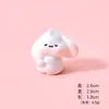 Coelhinho Fofo Segurando Flores Resina Acessórios de Sacola Surpresa Casa de Bonecas Animal Pequeno DIY Decoração de Mesa Carro Pequenos Enfeites