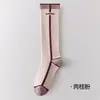 Calcetines de compresión para pantorrilla con diseño de línea color-blocking y degradado para mujer, primavera y verano, calcetines deportivos de compresión de nailon de secado rápido para ciclismo, running y salto