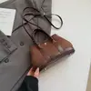 Textura de Moda, Simple y de Gran Capacidad 2025 Otoño Nuevo Estilo Moderno Casual Bolso de Hombro Cruzado para Mujer