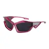 Gafas de Sol de Tecnología Futura Cyberpunk Personalidad Europea y Americana Forma Cóncava Gafas de Sol con Forma de Viento Moda Gafas de Sol para Hombres y Mujeres