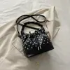 2026 Bolsos Cruzados Nuevos de Principios de Otoño Retro de Nicho Moda Bolso Cuadrado Pequeño de Mano para Mujer Bolso de Hombro Simple Popular Casual