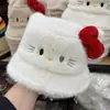 Chapéu de Pescador de Pelúcia Fofo de Desenho Animado Coreano Gato Kt para Mulheres no Outono e Inverno, Proteção de Orelha Doce e Quente, Chapéu de Bacia Pequena que Mostra o Rosto para Estudantes