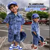 Conjunto de Verano para Niños con Estampado de Letra Grande en Set de Mezclilla, Ropa Infantil Moderna con Mangas Cortas, Ropa Infantil de Exportación, Conjunto de Dos Piezas para Niños Pequeños