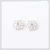 Al por mayor aleación chapado en oro hueco soporte para flores hecho a mano material con cuentas soporte para cuentas tapa de flor accesorios para joyería diy cuentas sueltas