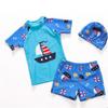 Traje de Banho Infantil, Conjunto de Bermuda de Natação para Menino, Split Pequeno, Médio e Grande para Menino, Traje de Banho com Proteção Solar de Dinossauro para Crianças, Chapéu para Bebê Grátis
