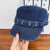 Boné de beisebol de brim lavado com tachas para mulheres, estilo retrô de nicho japonês, boina que afina o rosto, boné de beisebol único