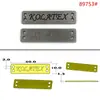 Placa de Nombre Metálica Perforada Rectangular Fábrica de Origen Diseño Gratuito Etiqueta para Coser Ropa Placa de Nombre de Marca para Muebles y Artesanía