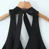 Mono Corto de Verano 2026 para Mujer, Nueva Moda, Estilo Europeo y Americano, Botón Simple, Adelgazante, Cuello Halter, Espalda Descubierta