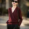 Suéter de punto de lana con cuello en V cruzado, elegante top de manga larga para mujer, colección otoño/invierno 2026, suéter de capa interior a la moda