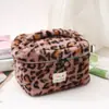 Bolsa de Cosméticos Transfronteriza, Gran Capacidad, Bolsa de Tocador Portátil de Felpa de Alta Gama, Bolsa de Almacenamiento de Viaje con Estampado de Leopardo, Bufanda Cálida